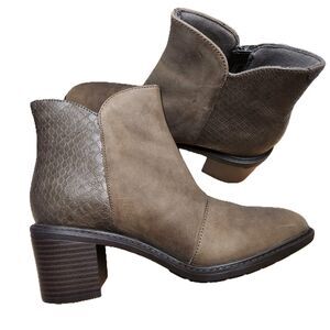 Clarks Scene Zip Ankle Boots Women’s 7.5 Dark Taupe Booties